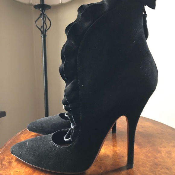 Alaia Ruffle Lace-up Booties New in Box 39 - Picture 5 of 8